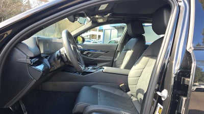 2025 BMW i5 xDrive40