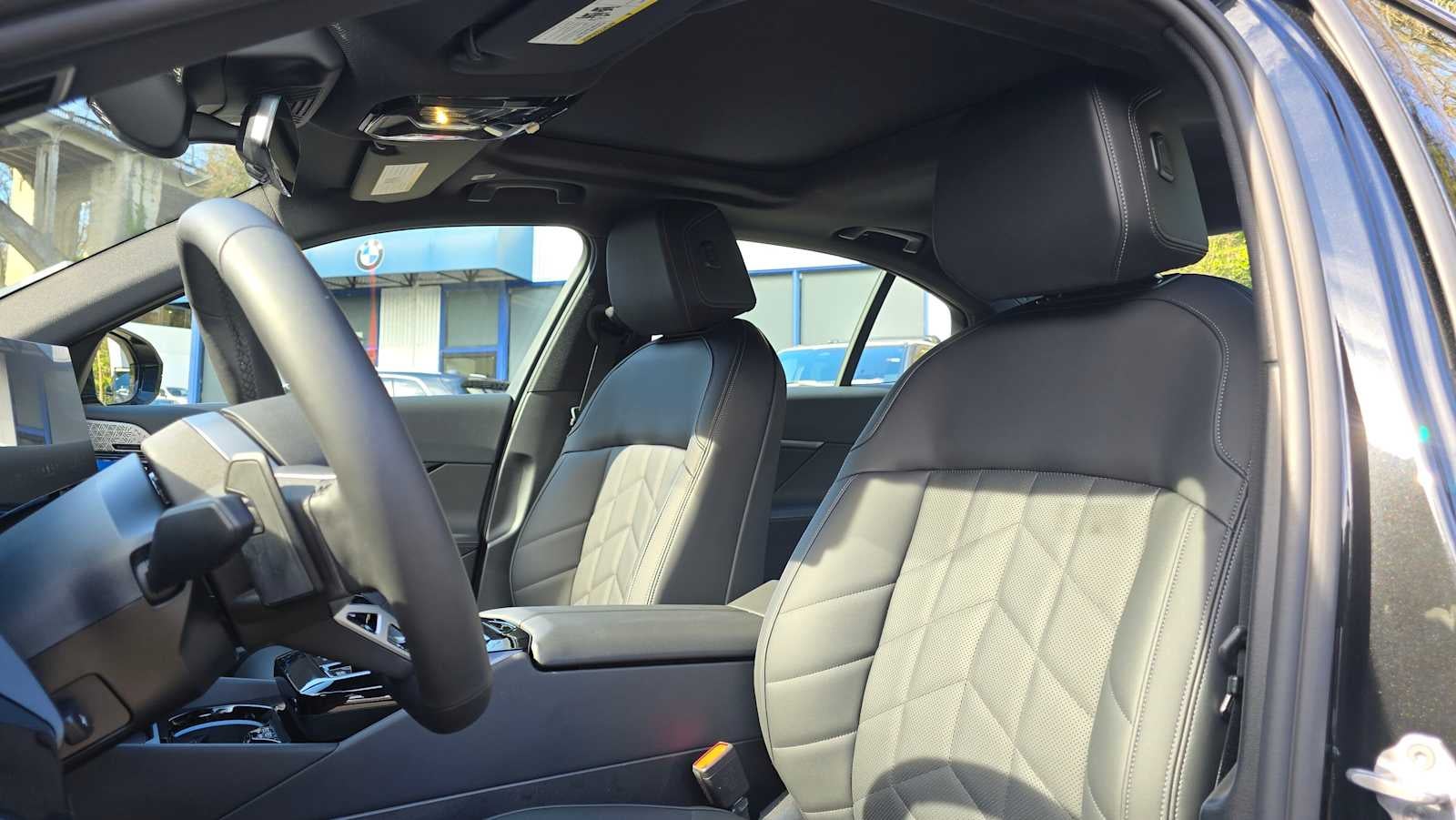 2025 BMW i5 xDrive40