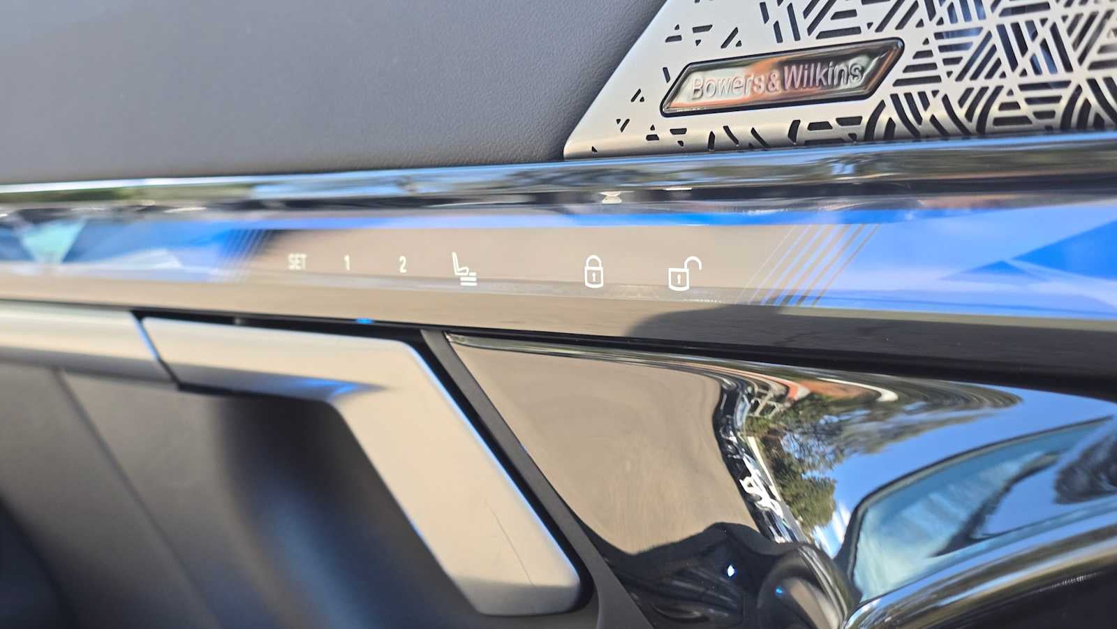 2025 BMW i5 xDrive40