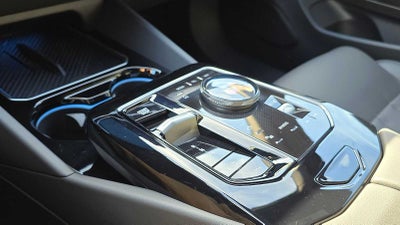 2025 BMW i5 xDrive40