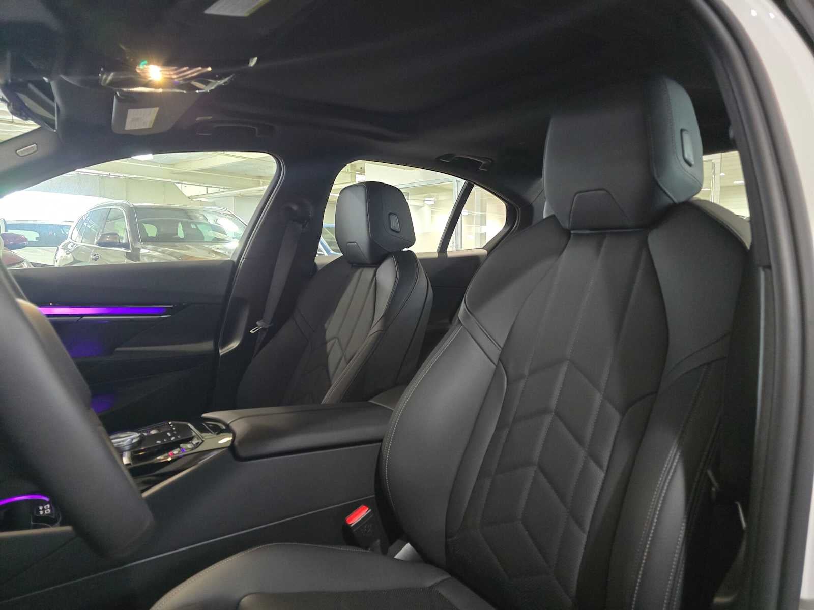 2025 BMW i5 xDrive40