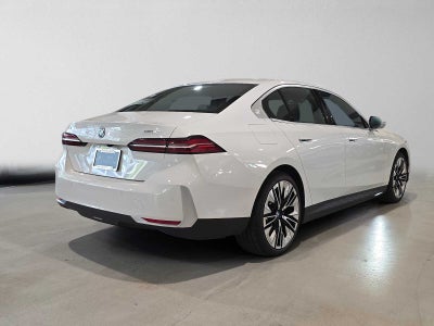 2025 BMW i5 xDrive40