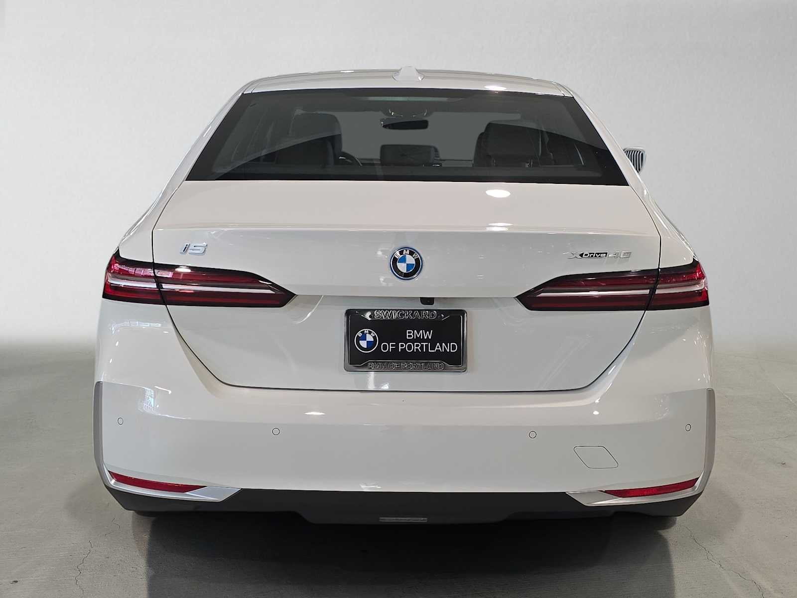 2025 BMW i5 xDrive40