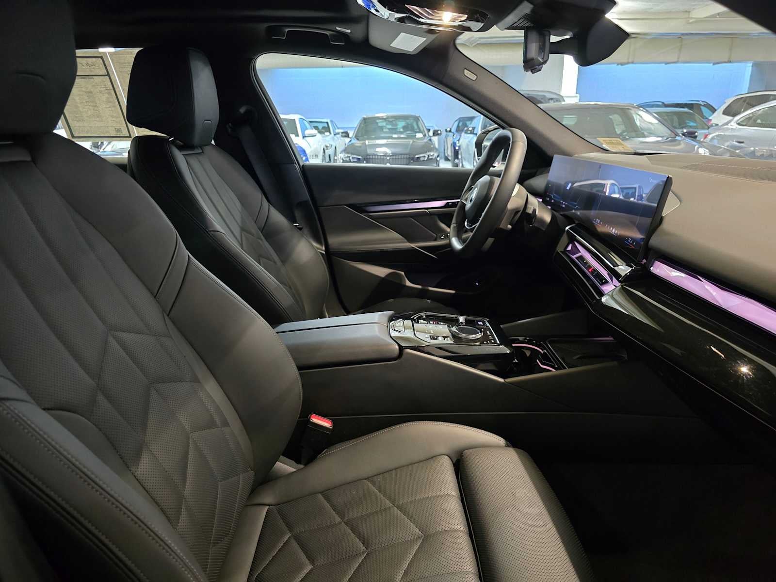 2025 BMW i5 xDrive40