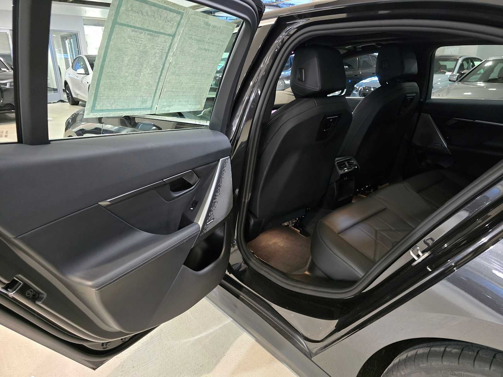 2025 BMW i5 xDrive40