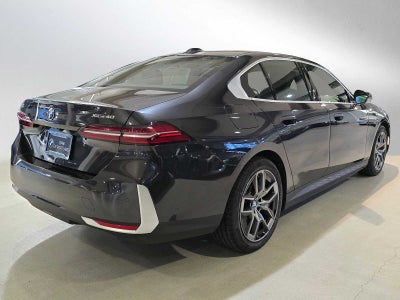 2025 BMW i5 xDrive40