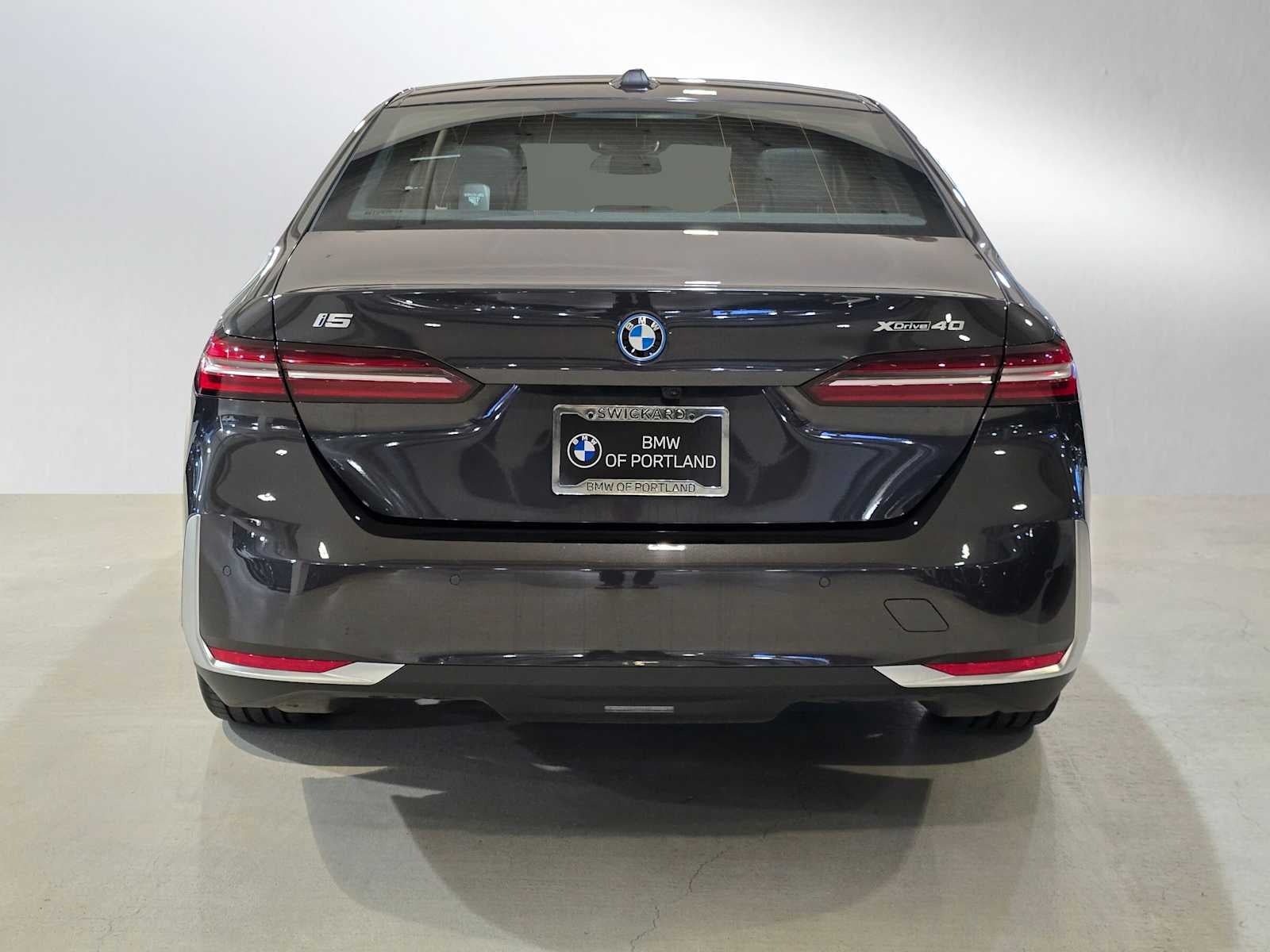 2025 BMW i5 xDrive40