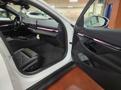 2026 BMW i5 xDrive40