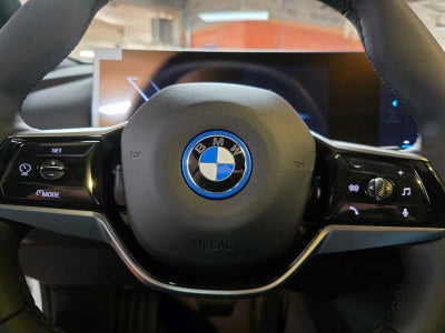 2026 BMW i5 xDrive40
