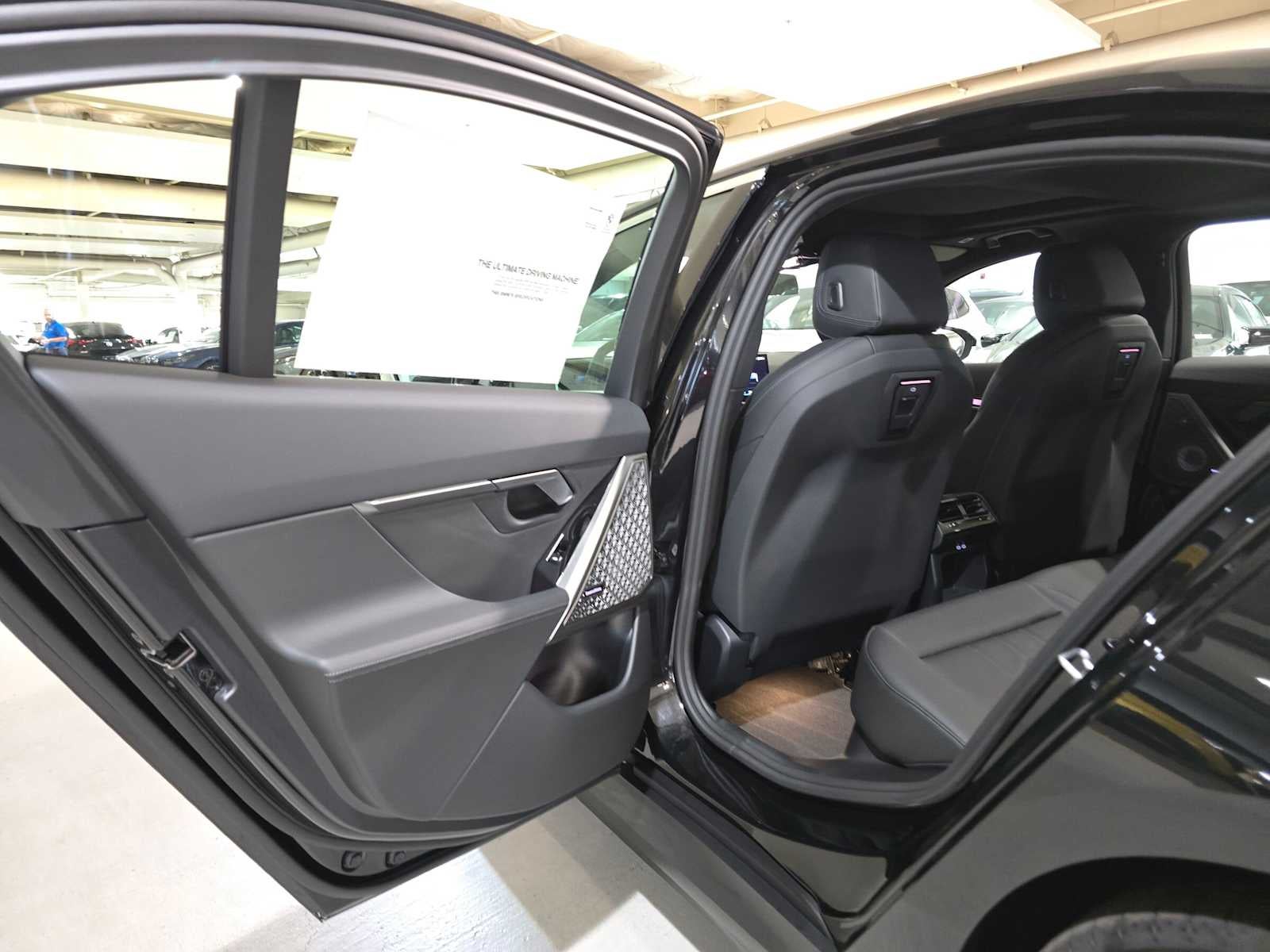 2027 BMW i5 xDrive40