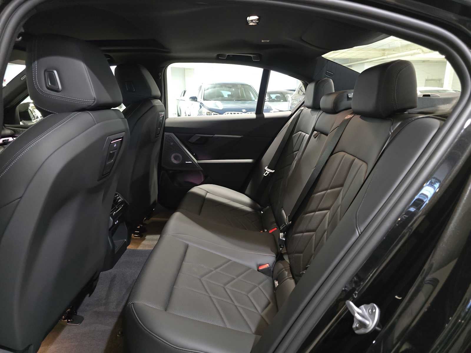 2027 BMW i5 xDrive40