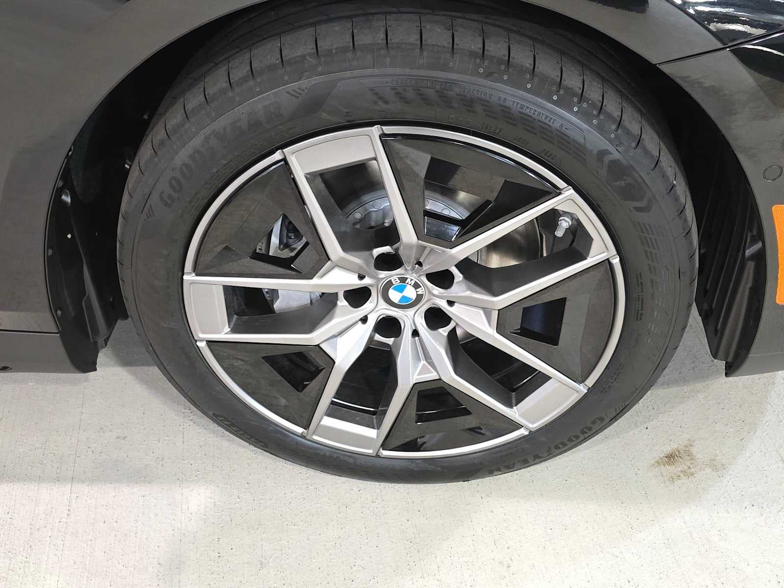 2027 BMW i5 xDrive40