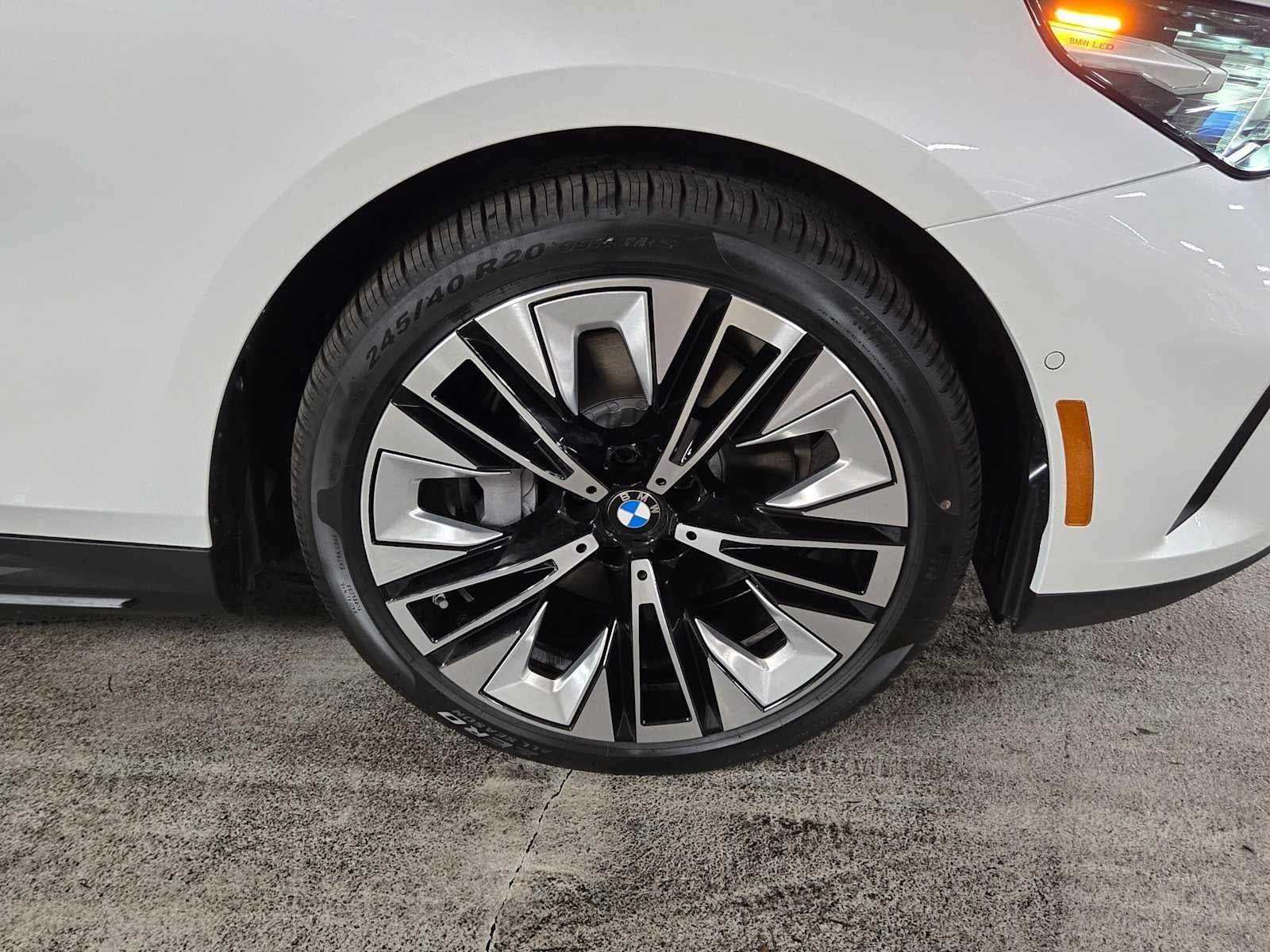 2027 BMW i5 xDrive40