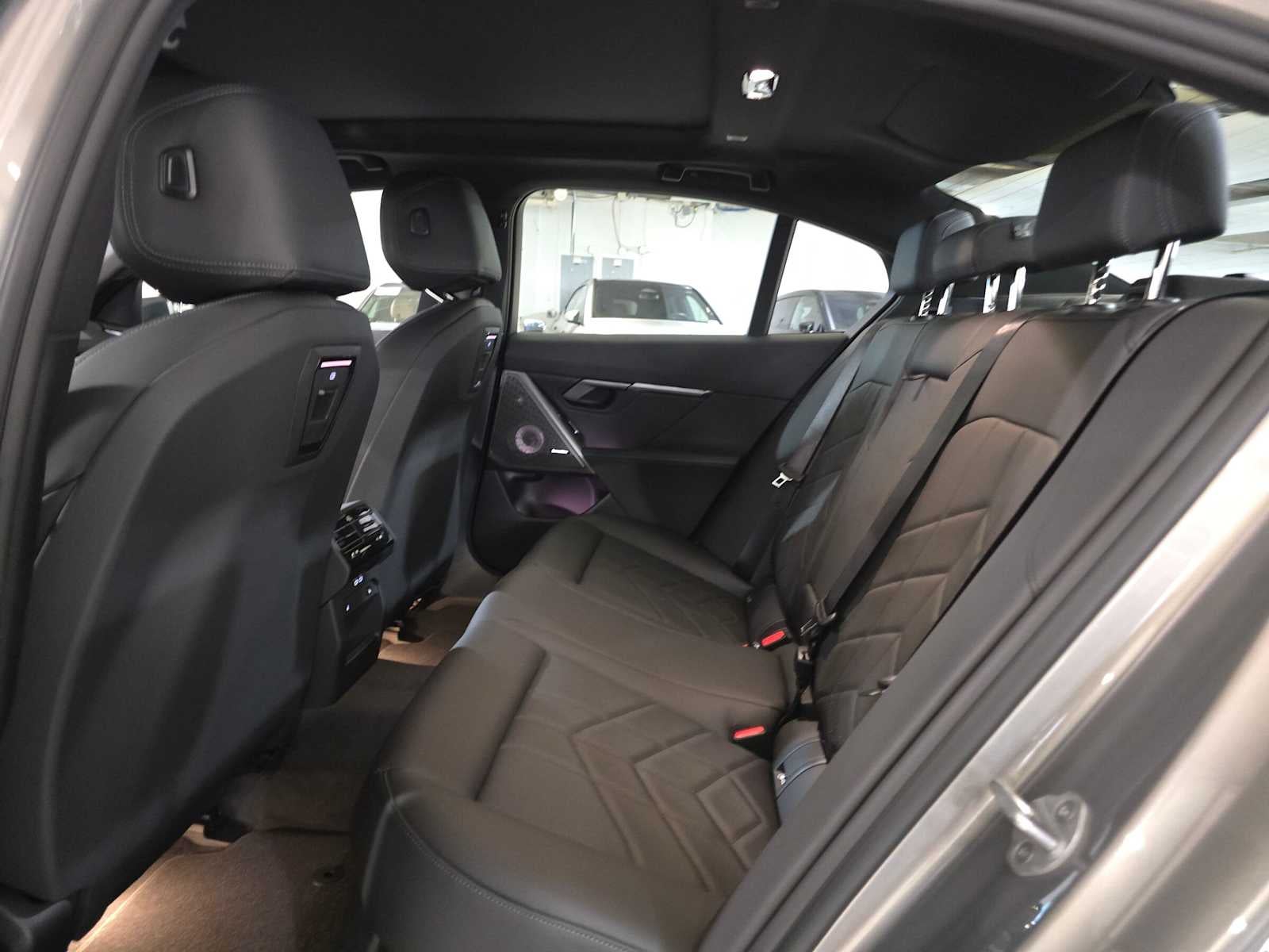 2027 BMW i5 xDrive40
