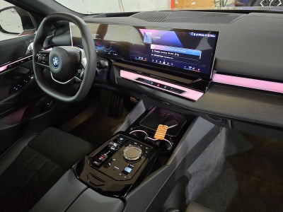 2026 BMW i5 xDrive40