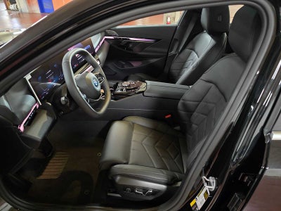 2026 BMW i5 xDrive40