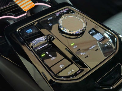 2026 BMW i5 xDrive40
