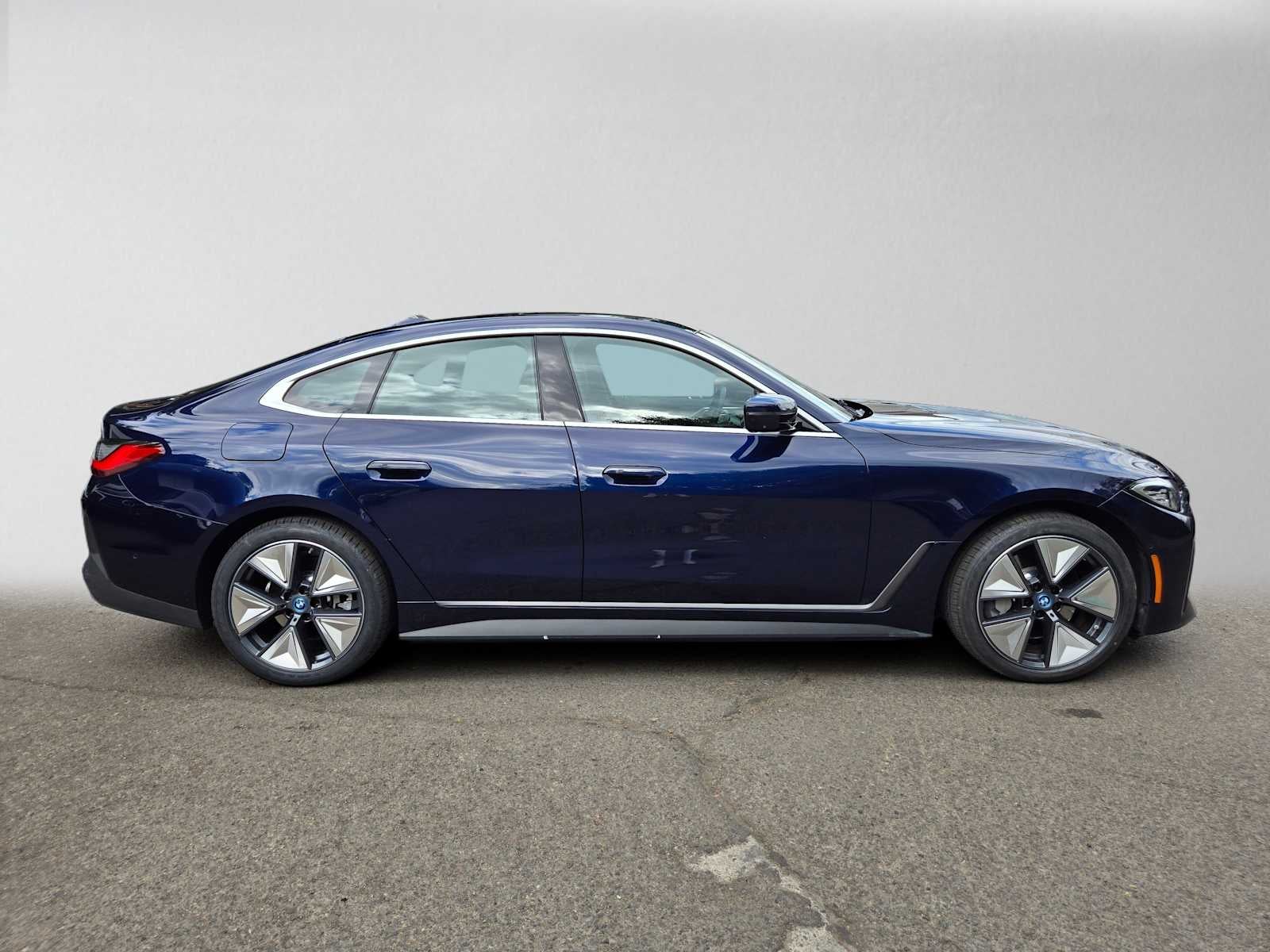 2023 BMW i4 eDrive35