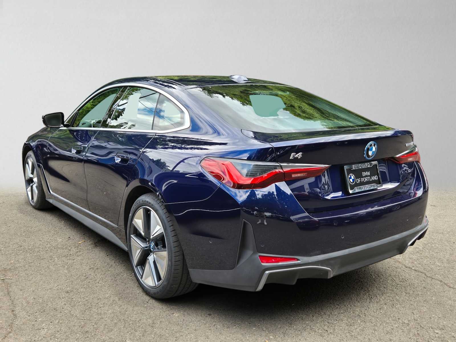 2023 BMW i4 eDrive35