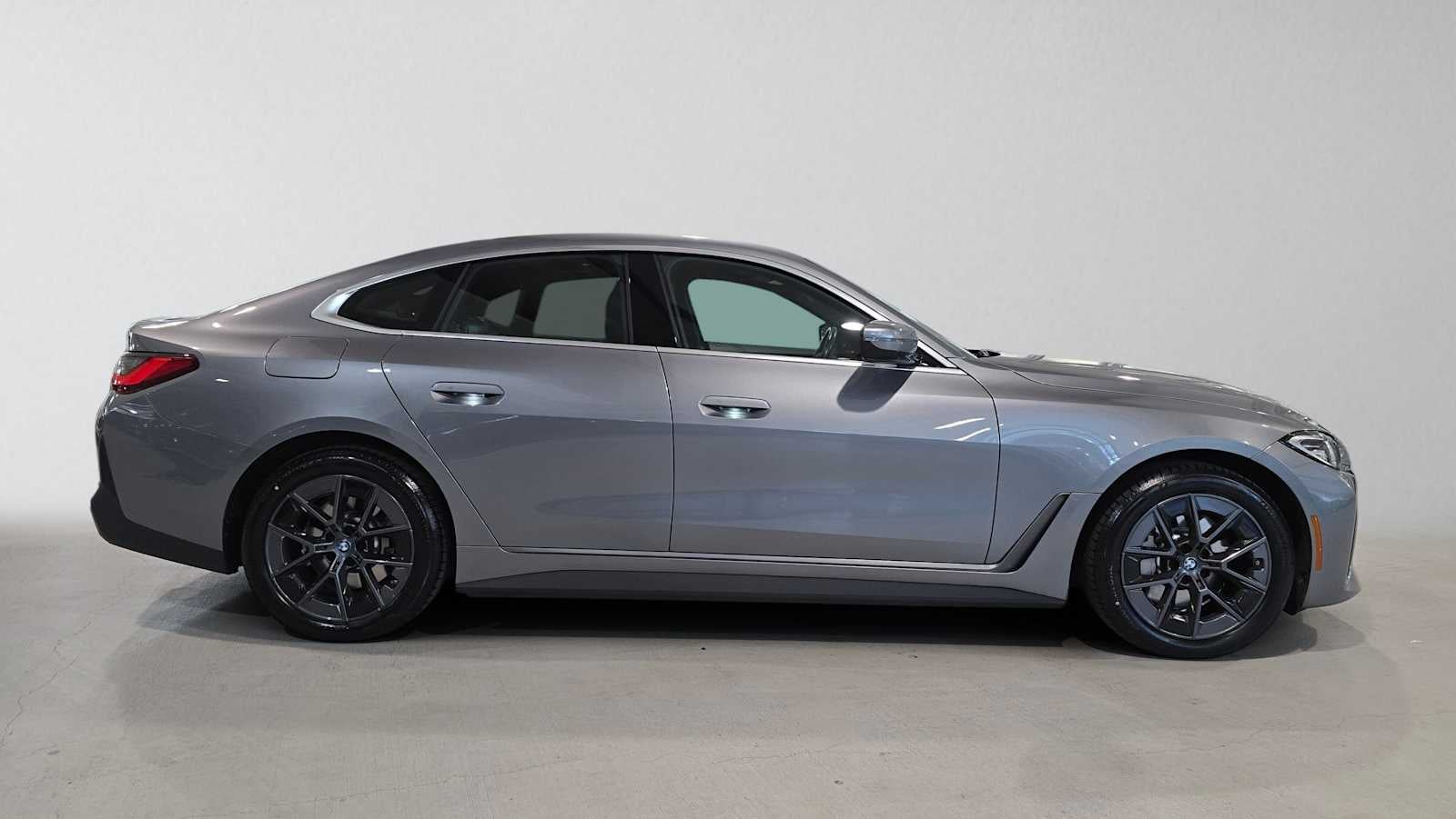 2023 BMW i4 eDrive35