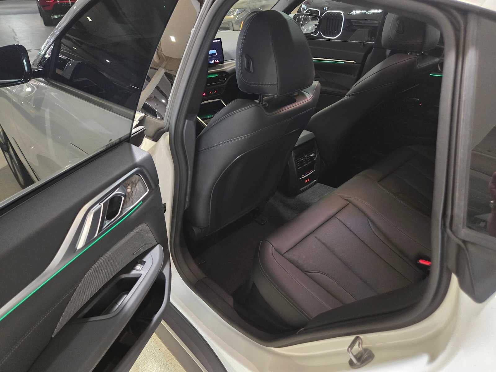 2025 BMW i4 xDrive40
