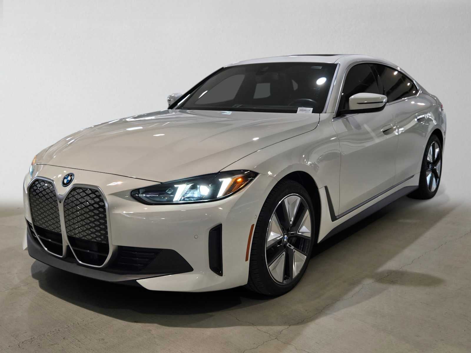2025 BMW i4 xDrive40