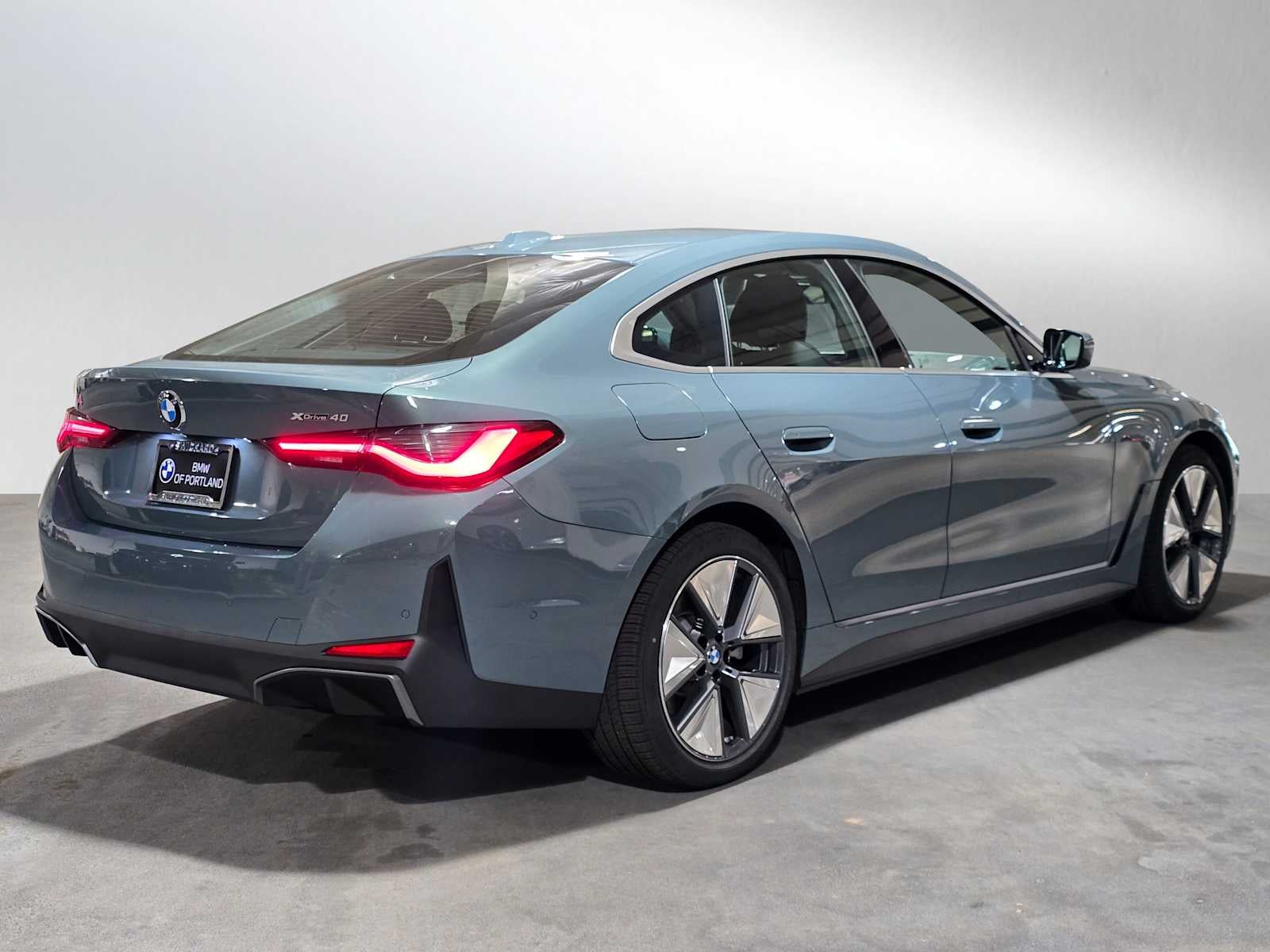 2026 BMW i4 xDrive40