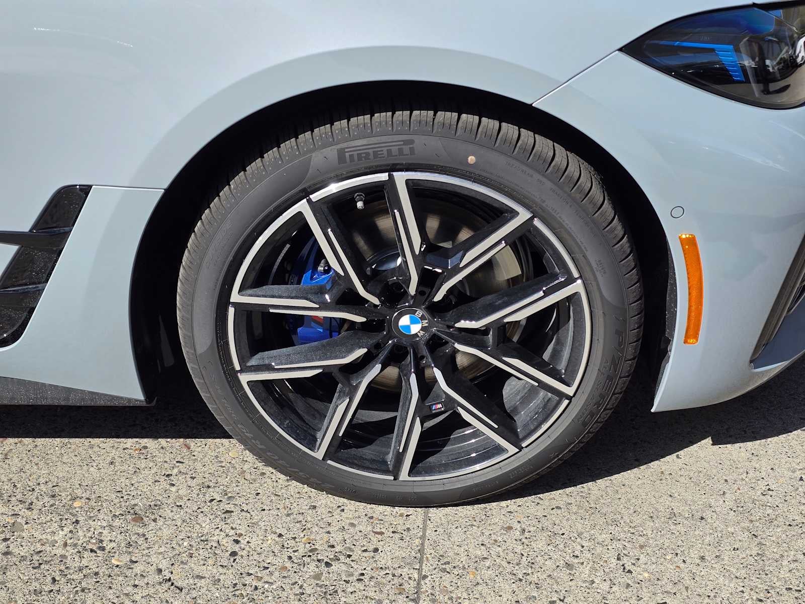 2026 BMW i4 xDrive40 xDrive40