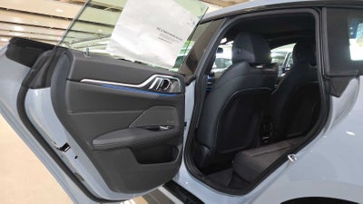 2026 BMW i4 xDrive40 xDrive40