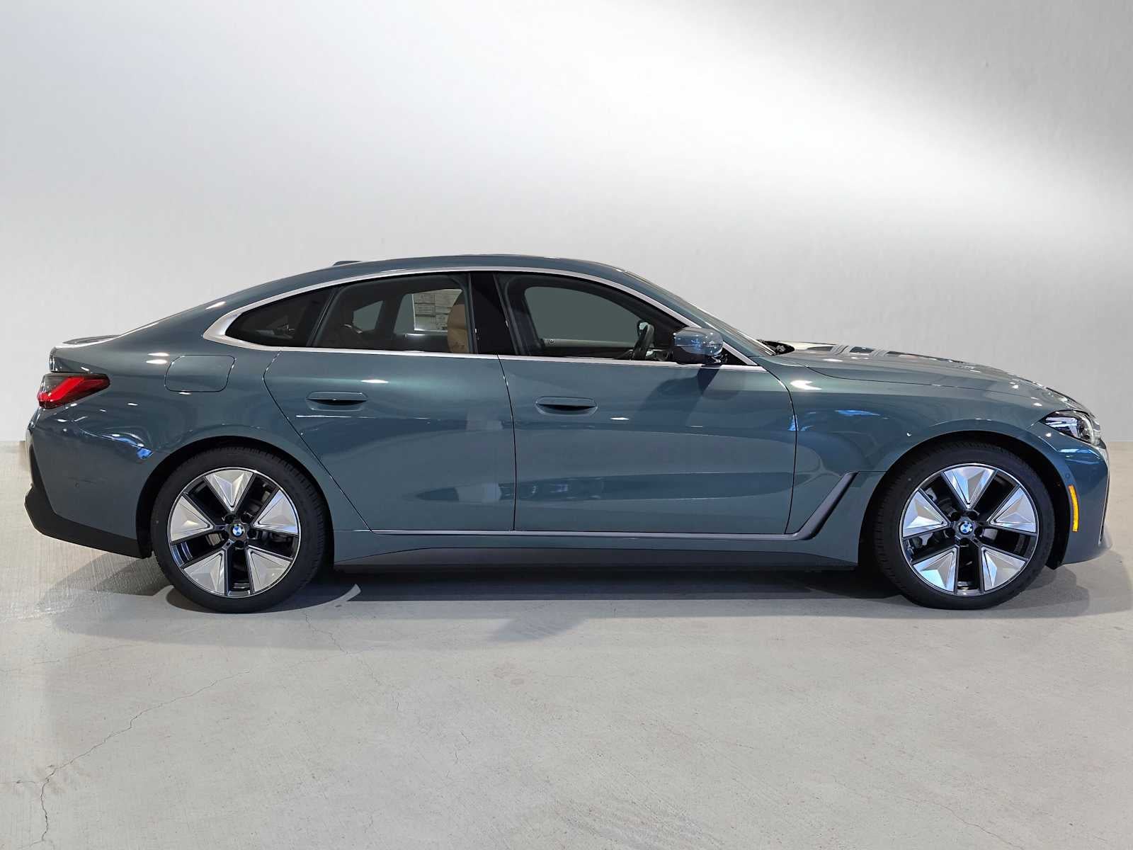 2026 BMW i4 xDrive40