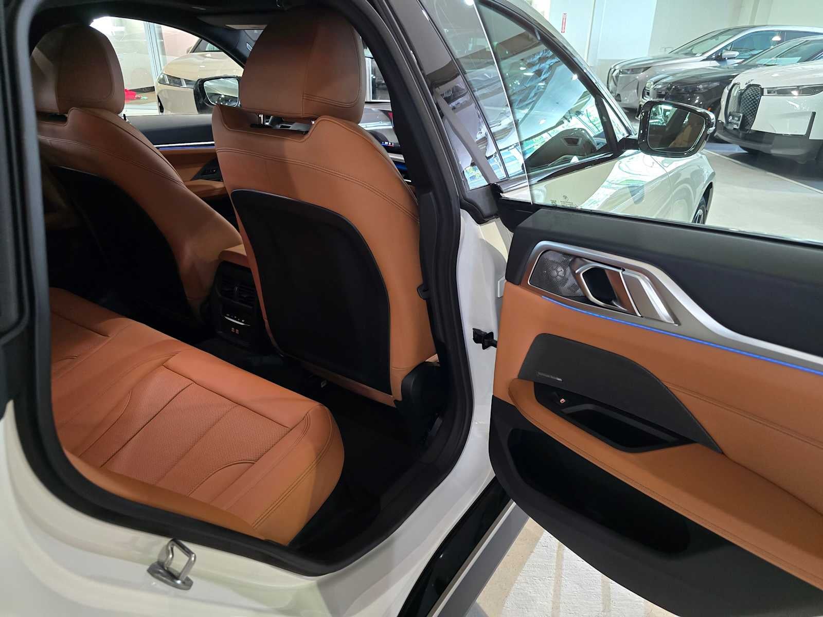 2026 BMW i4 xDrive40 xDrive40