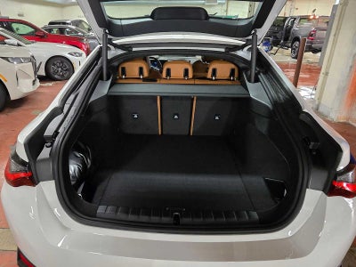 2026 BMW i4 xDrive40 xDrive40