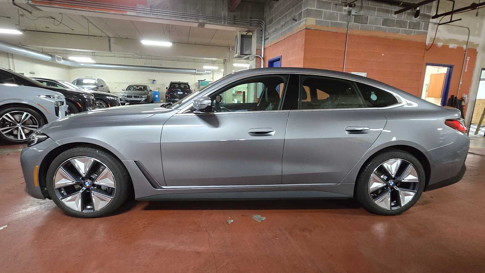2025 BMW i4 xDrive40