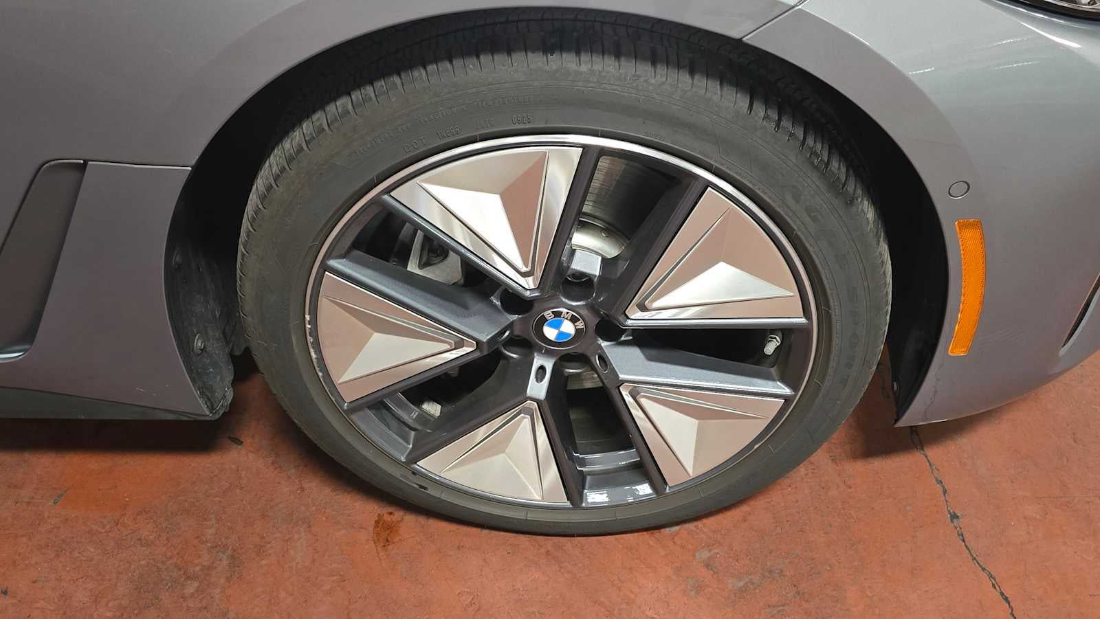 2025 BMW i4 xDrive40
