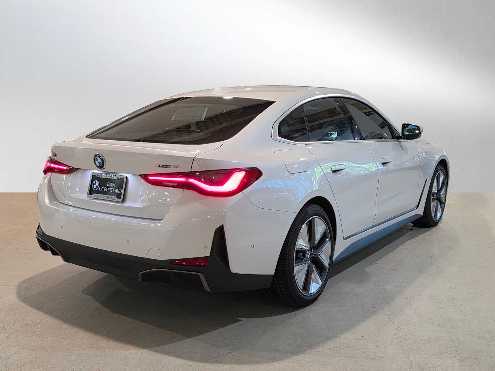 2026 BMW i4 xDrive40 xDrive40