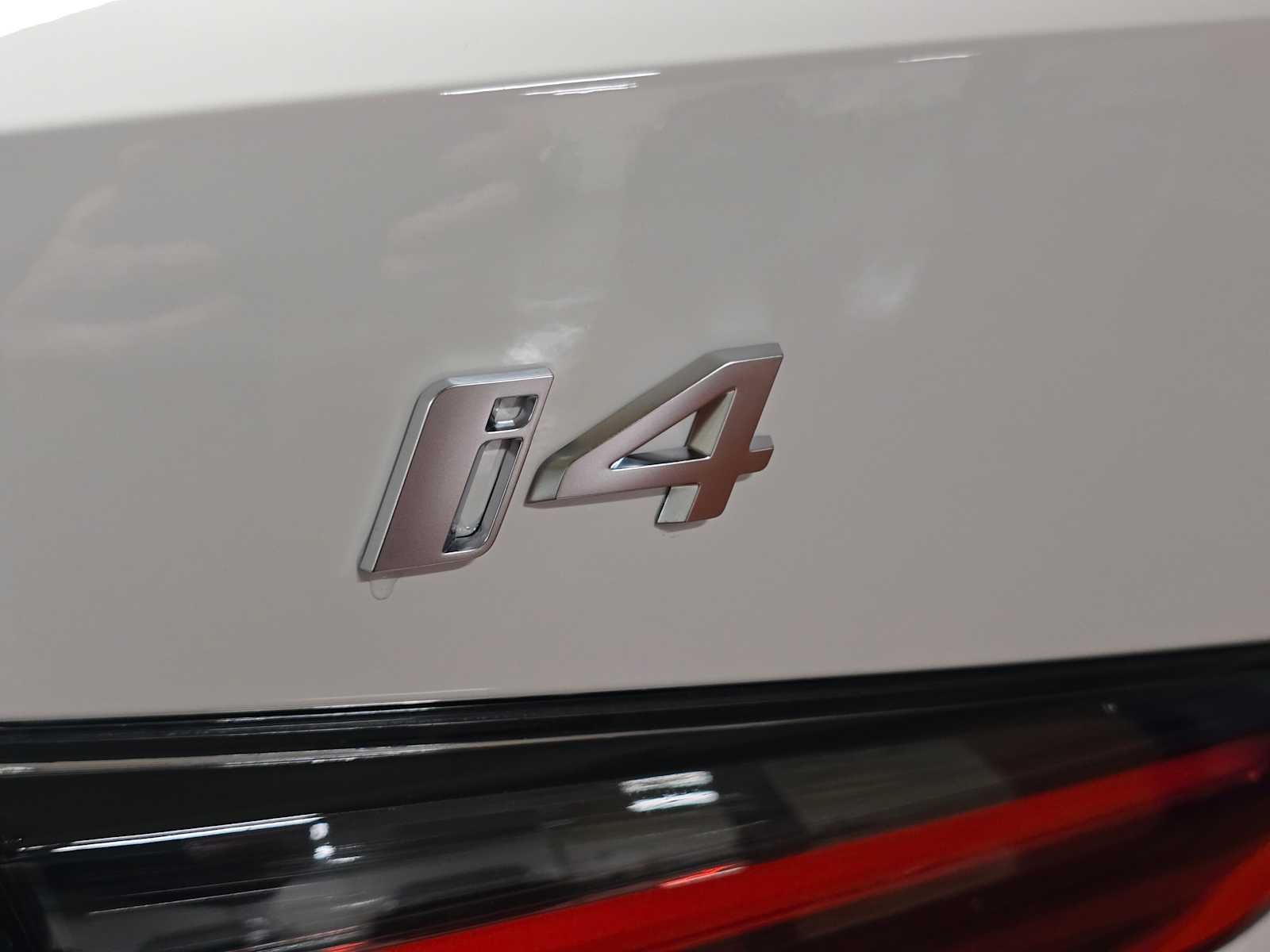 2026 BMW i4 xDrive40 xDrive40