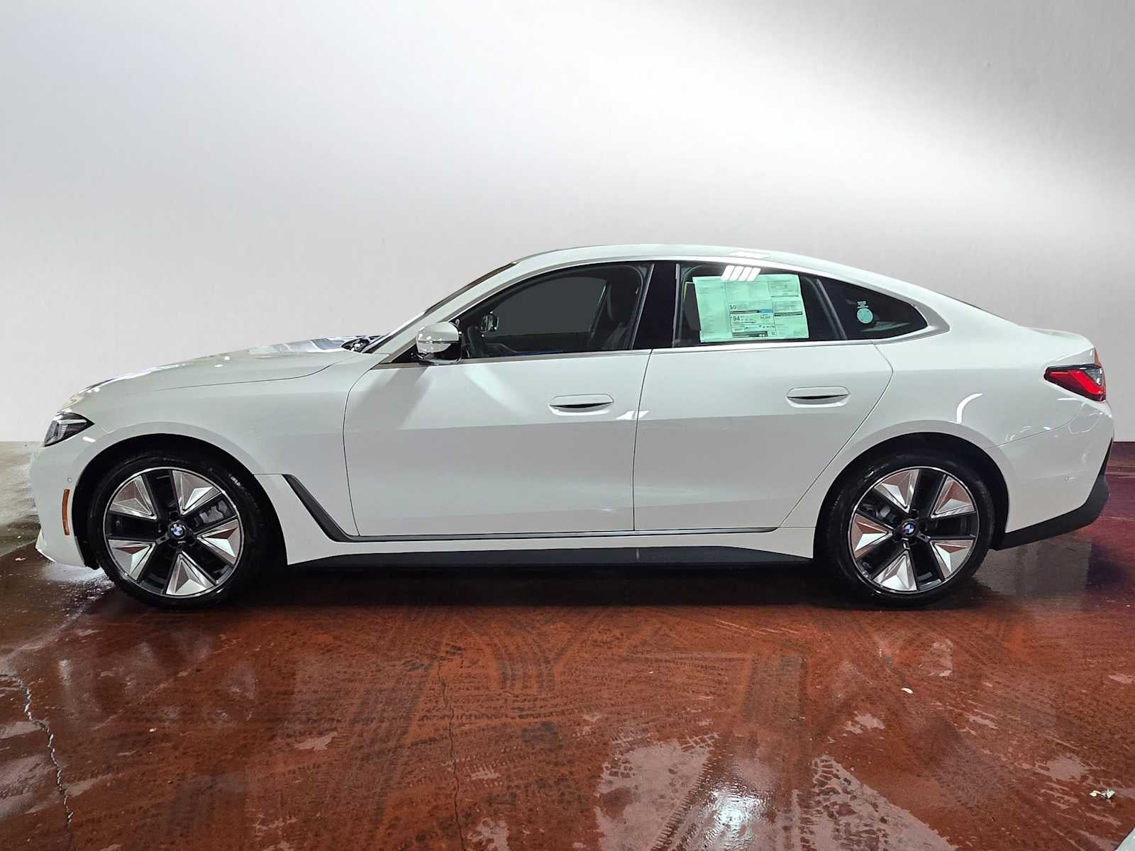 2026 BMW i4 xDrive40 xDrive40