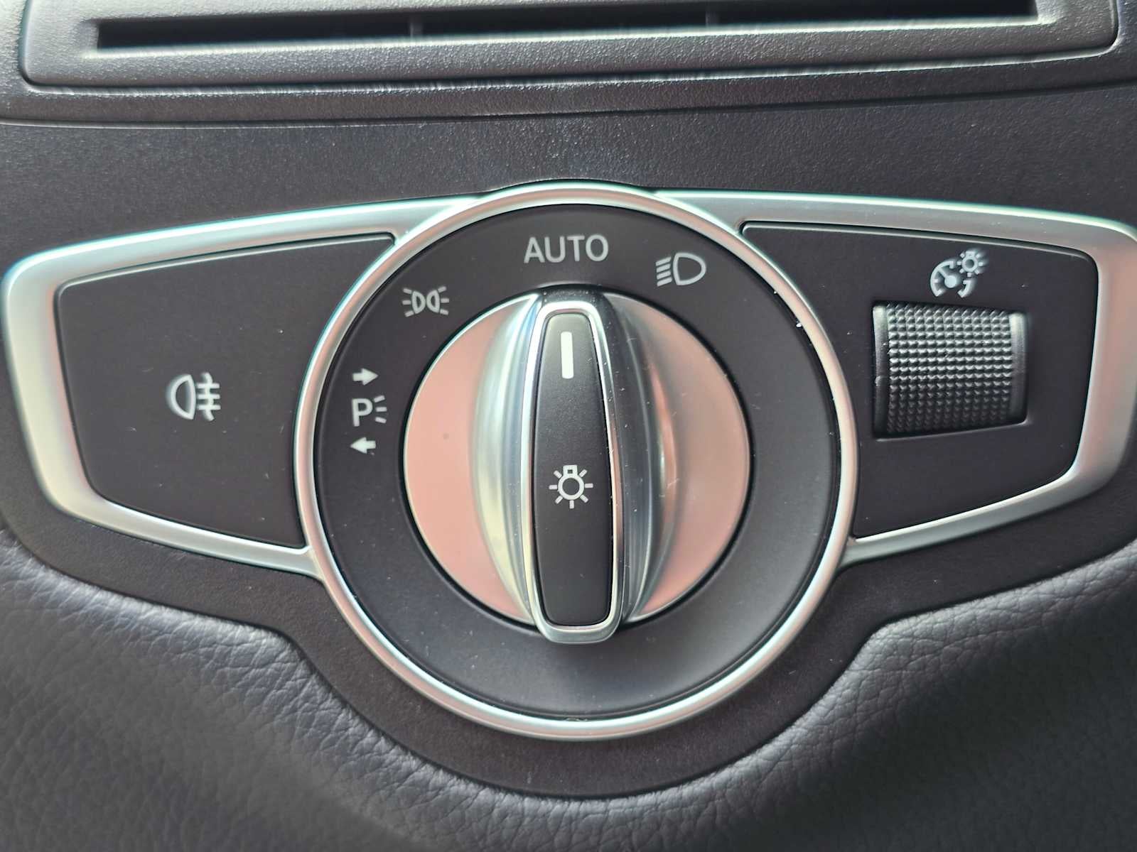 2018 Mercedes-Benz GLC 300 GLC 300