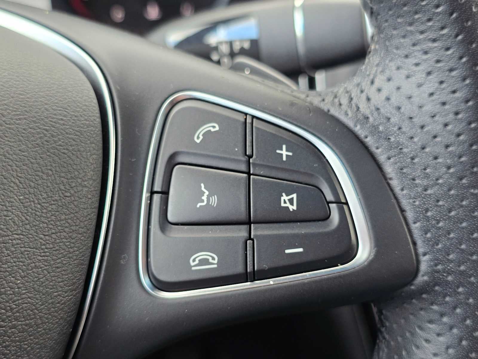 2018 Mercedes-Benz GLC 300 GLC 300