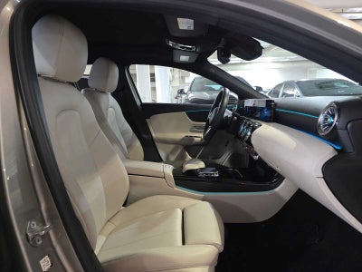 2019 Mercedes-Benz A 220 A 220