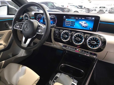2019 Mercedes-Benz A 220 A 220
