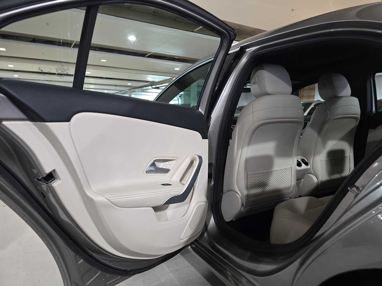 2019 Mercedes-Benz A 220 A 220