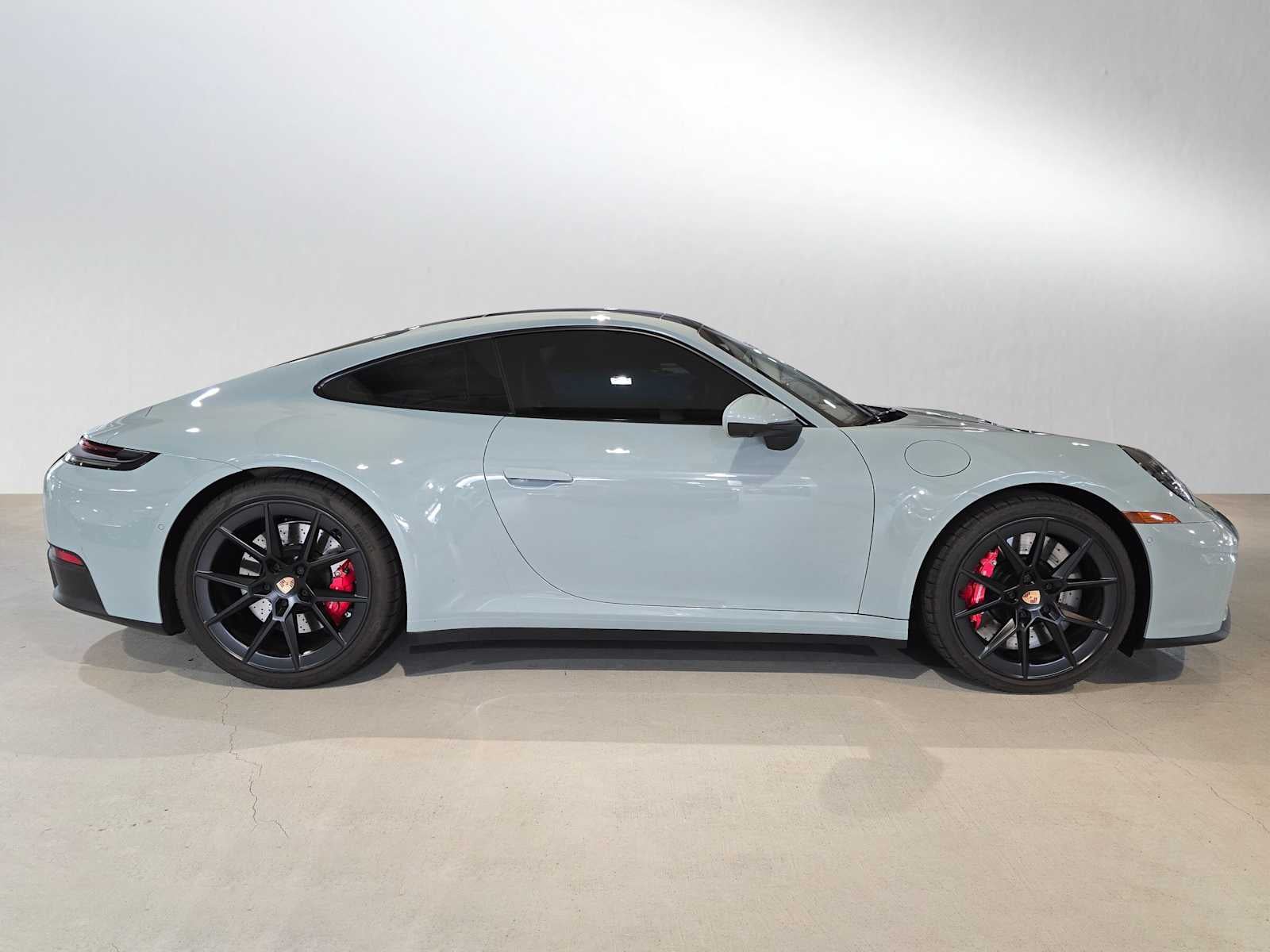 2025 Porsche 911 Carrera S
