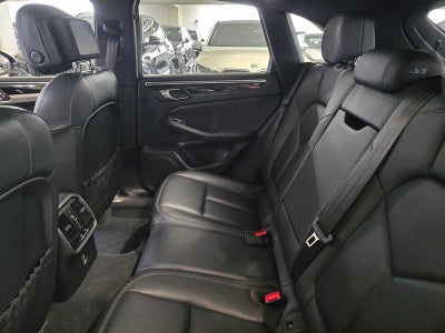 2024 Porsche Macan AWD