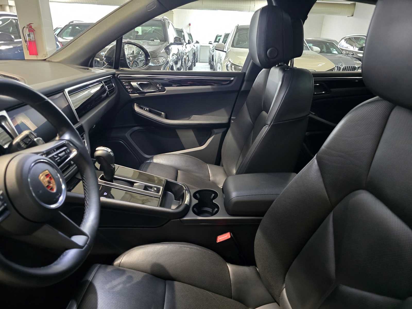 2024 Porsche Macan AWD