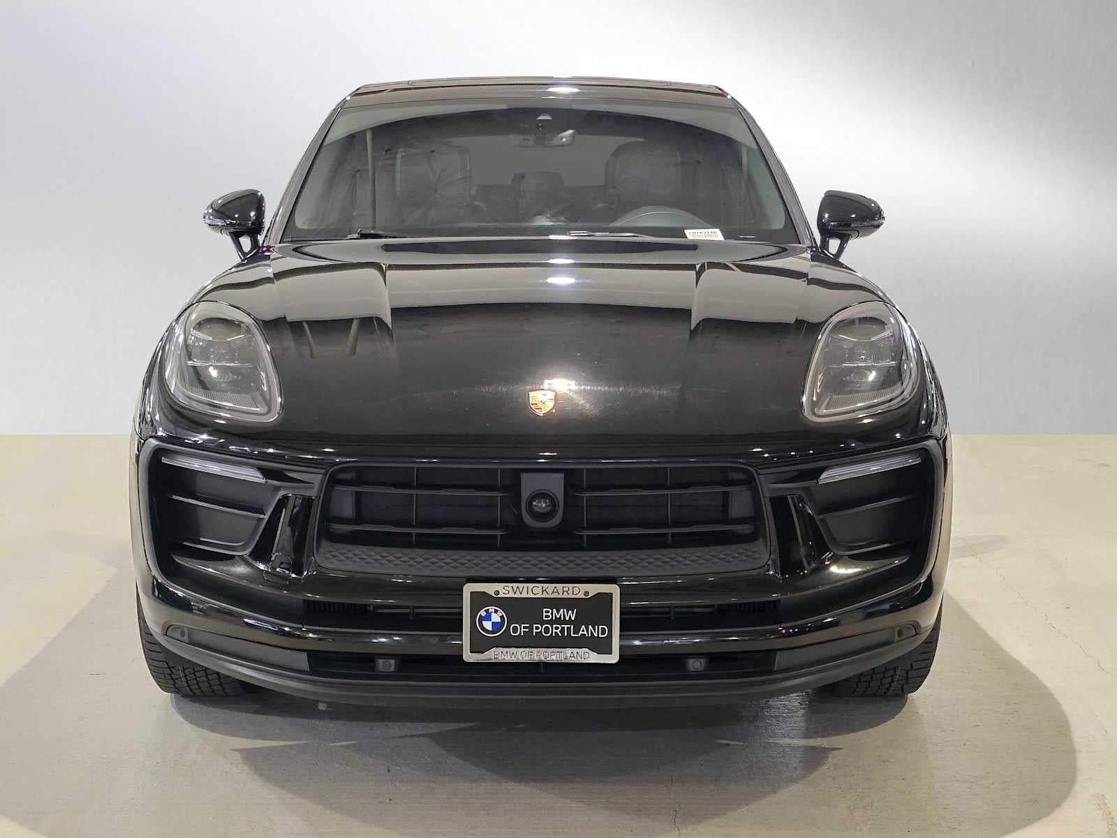 2024 Porsche Macan AWD