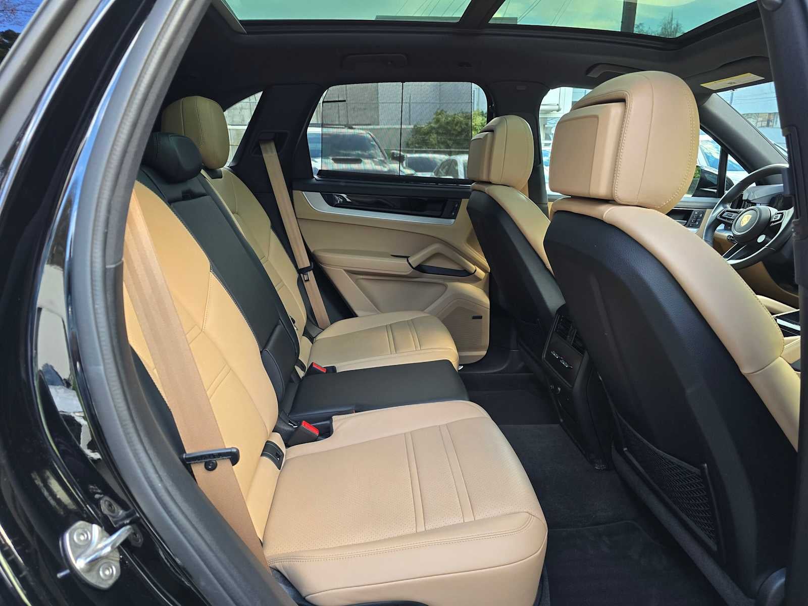 2024 Porsche Cayenne S