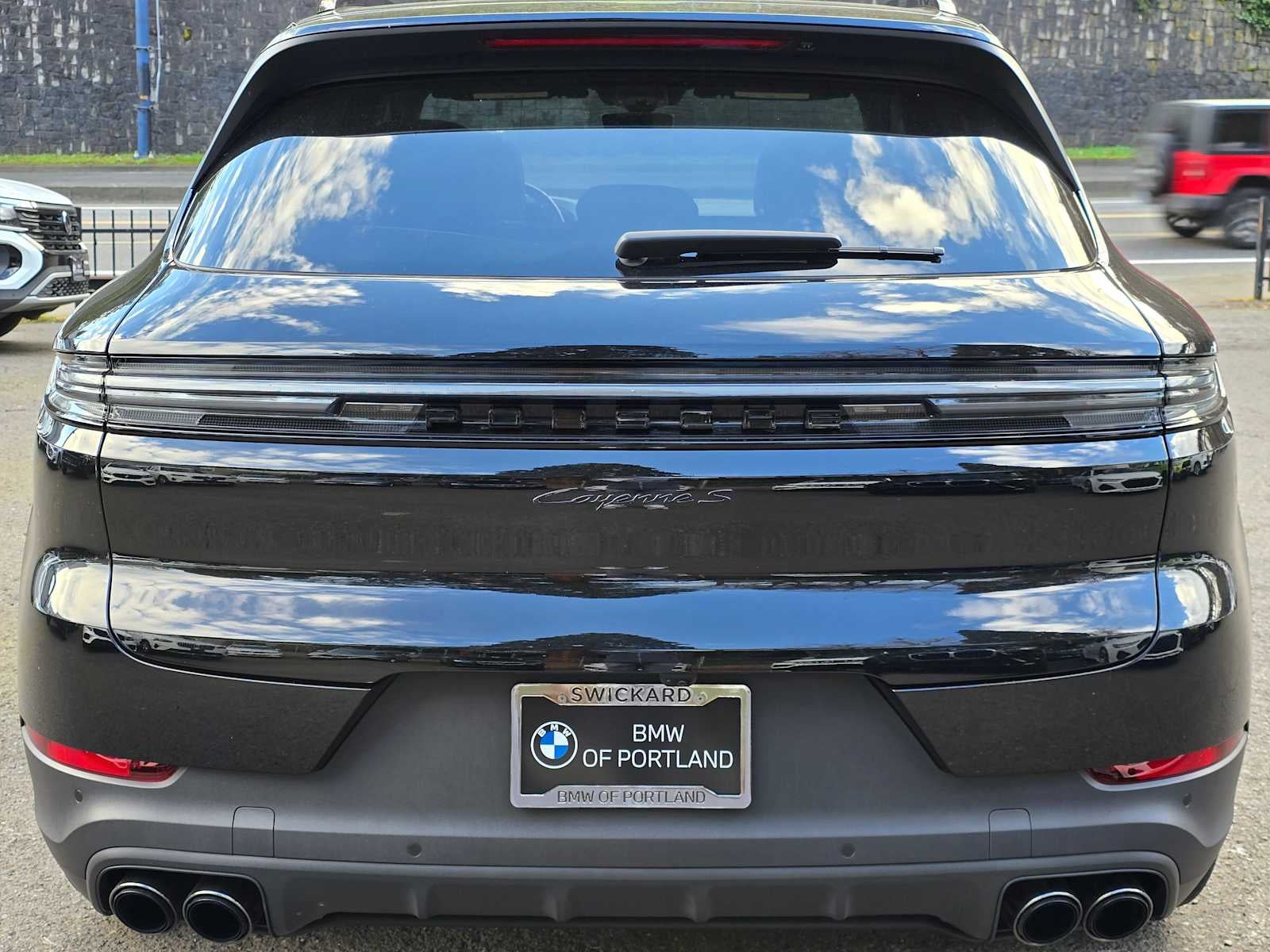 2024 Porsche Cayenne S