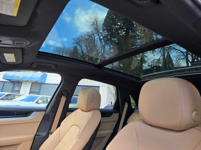 2024 Porsche Cayenne S