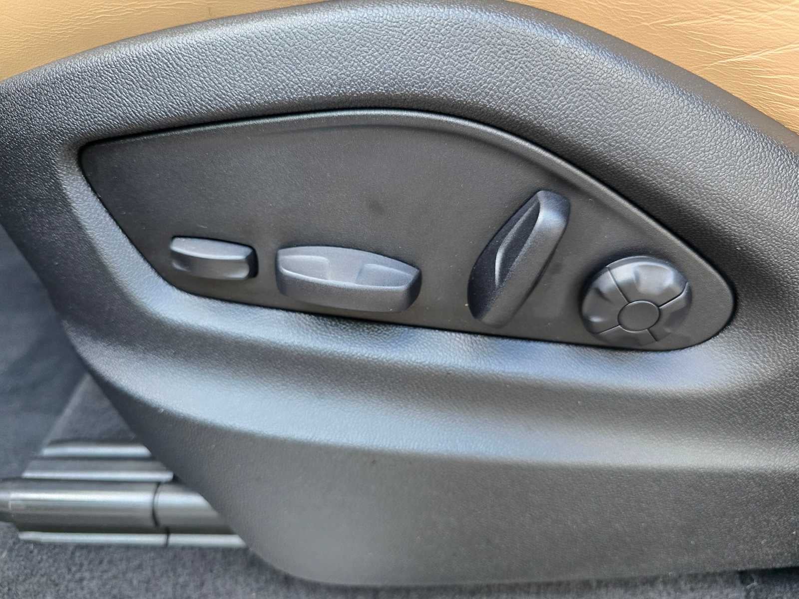 2024 Porsche Cayenne S